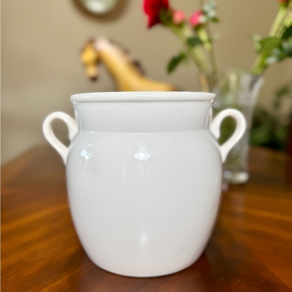 Huge Elegant White Ceramic JAR Pot Classic - Picture 1 of 8